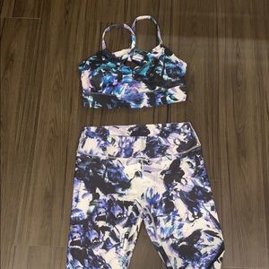 Fabletics Leggings & Bra set